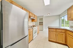 526 King Arthur Way, Bolingbrook, IL 60440 - Photo 5