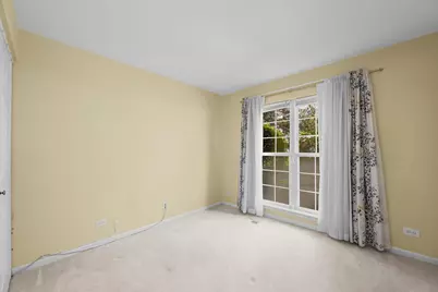 828 Old Checker Road, Buffalo Grove, IL 60089 - Photo 11
