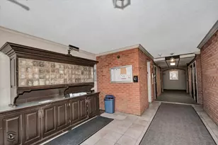 1050 N Farnsworth Ave, Aurora, IL 60505 - Photo 21
