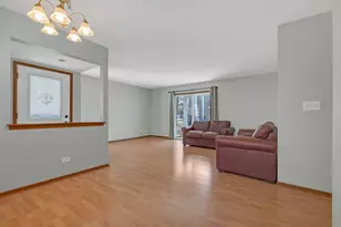 2031 Windmere Circle, Schaumburg, IL 60194 - Photo 3