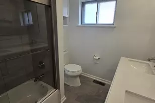 9108 S Wallace St, Chicago, IL 60620 - Photo 19