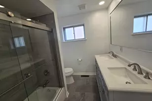9108 S Wallace St, Chicago, IL 60620 - Photo 17