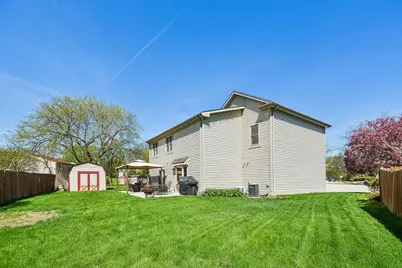 588 Kingston Court, Roselle, IL 60172 - Photo 29