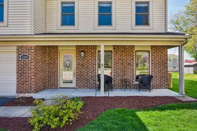 588 Kingston Court, Roselle, IL 60172 - Photo 3