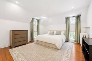 235 1/2 Greenwood St, Evanston, IL 60201 - Photo 7