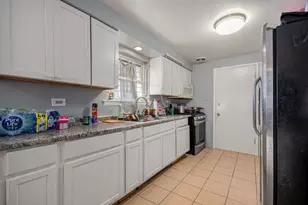 7524 W 63rd Pl, Summit, IL 60501 - Photo 21