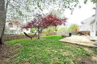 211 Pembrook Ct, Round Lake Beach, IL 60073 - Photo 15