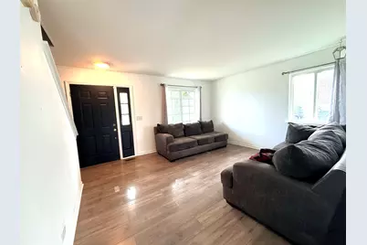 211 Pembrook Court, Round Lake Beach, IL 60073 - Photo 5
