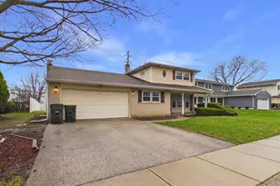 1415 S Evergreen Ave, Arlington Heights, IL 60005 - Photo 3