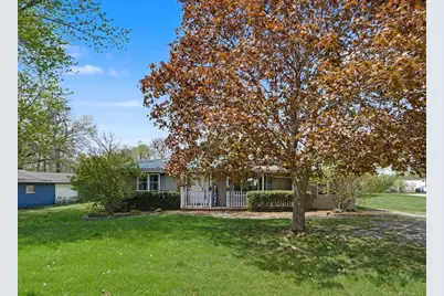 628 Courtland Street, Saybrook, IL 61770 - Photo 1