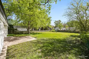 1034 S Harrison St, Batavia, IL 60510 - Photo 25