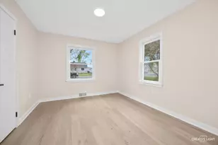 1034 S Harrison St, Batavia, IL 60510 - Photo 13