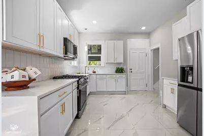 7226 S Yale Avenue, Chicago, IL 60621 - Photo 9