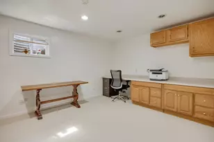 2426 Wild Cherry Ct, Aurora, IL 60506 - Photo 19