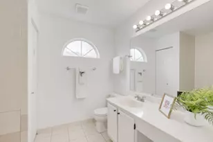 250 Wellington Cir, Gurnee, IL 60031 - Photo 13