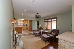 704 N First St, Elburn, IL 60119 - Photo 13