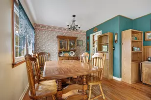 33 Walpole Rd, Elk Grove Village, IL 60007 - Photo 5