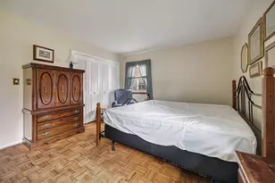 33 Walpole Rd, Elk Grove Village, IL 60007 - Photo 13