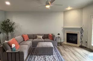 3792 Thornhill Cir, Champaign, IL 61822 - Photo 9