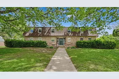 912 Crescent Drive #1-4, Champaign, IL 61821 - Photo 1