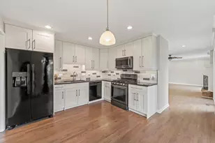 1280 N Ashland Ave, Palatine, IL 60074 - Photo 7