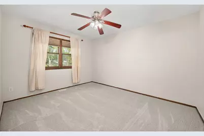405 N Glengarry Drive, Geneva, IL 60134 - Photo 21