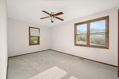 405 N Glengarry Drive, Geneva, IL 60134 - Photo 25