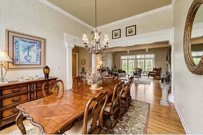 812 Stratford Court, Frankfort, IL 60423 - Photo 5