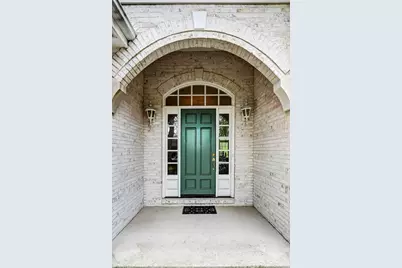812 Stratford Court, Frankfort, IL 60423 - Photo 1