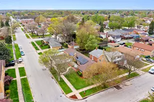 3850 W 93rd St, Evergreen Park, IL 60805 - Photo 23