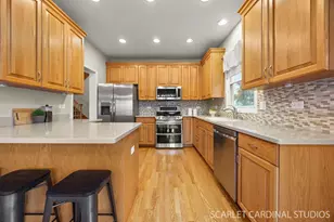 1N061 Mission Ct, Winfield, IL 60190 - Photo 5