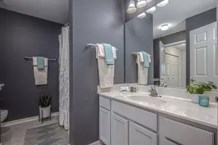 758 Oak Hollow Dr, Crystal Lake, IL 60014 - Photo 25