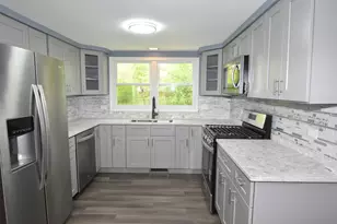 4717 176th St, Country Club Hills, IL 60478 - Photo 3