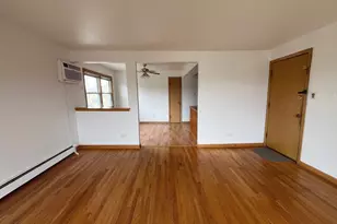 8632 Leclaire Ave, Burbank, IL 60459 - Photo 7