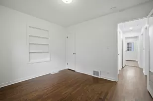 1825 Beverly Pl, Highland Park, IL 60035 - Photo 9