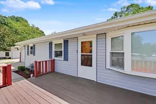2409 W John St, Champaign, IL 61821 - Photo 5