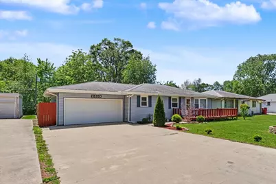 2409 W John Street, Champaign, IL 61821 - Photo 3