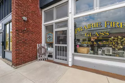 217 W Washington Street, Monticello, IL 61856 - Photo 17