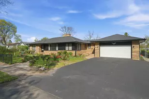 1907 Elim Ave, Zion, IL 60099 - Photo 3