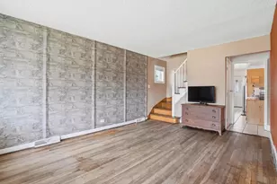 7801 Natchez Ave, Burbank, IL 60459 - Photo 3