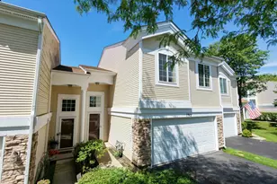792 Mesa Dr, Elgin, IL 60123 - Photo 1