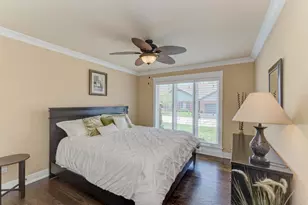 42 Royal Ln, Bloomingdale, IL 60108 - Photo 7