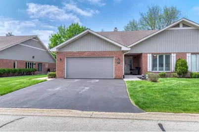 42 Royal Lane, Bloomingdale, IL 60108 - Photo 1