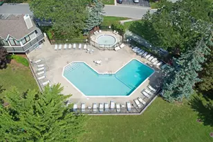 232 Driftwood Ln, Schaumburg, IL 60193 - Photo 17