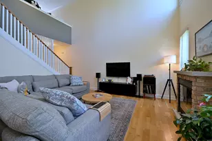 967 Oak Ridge Blvd, Elgin, IL 60120 - Photo 9
