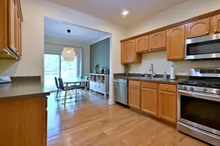 967 Oak Ridge Blvd, Elgin, IL 60120 - Photo 15