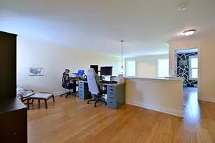 967 Oak Ridge Blvd, Elgin, IL 60120 - Photo 19