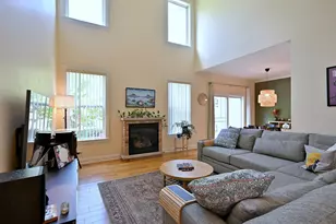 967 Oak Ridge Blvd, Elgin, IL 60120 - Photo 5