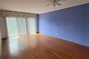 5360 N Lowell Ave, Chicago, IL 60630 - Photo 3