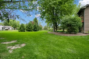 90 Briargate Rd, Cary, IL 60013 - Photo 37